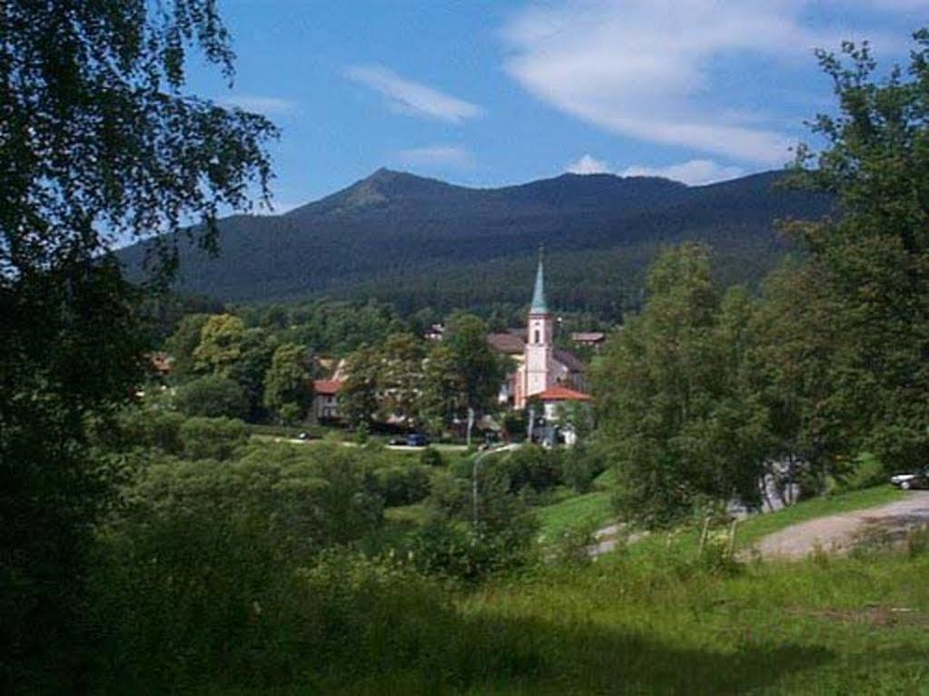Apartmany Hotelu Ostry Železná Ruda Exterior foto